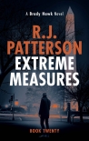 Читать книгу Extreme Measures (A Brady Hawk Novel Book 20)